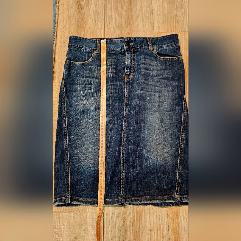 Denim skirt